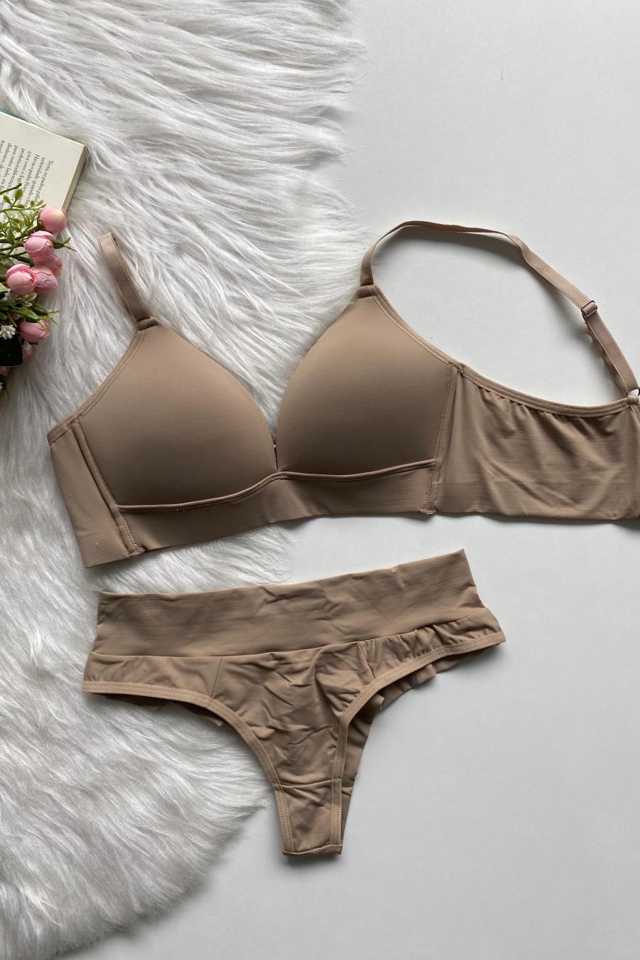 Essentia Pure Comfort Set - Lingerie Collection