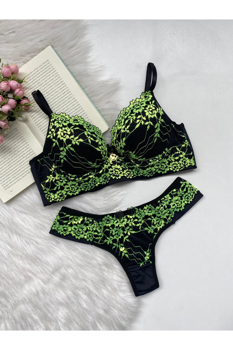 Bordeaux Lace Signature Set